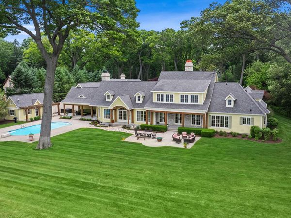 329 W Circle Drive, North Muskegon, MI 49445
