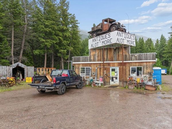 7585 Us Highway 2 E, Columbia Falls, MT 59912