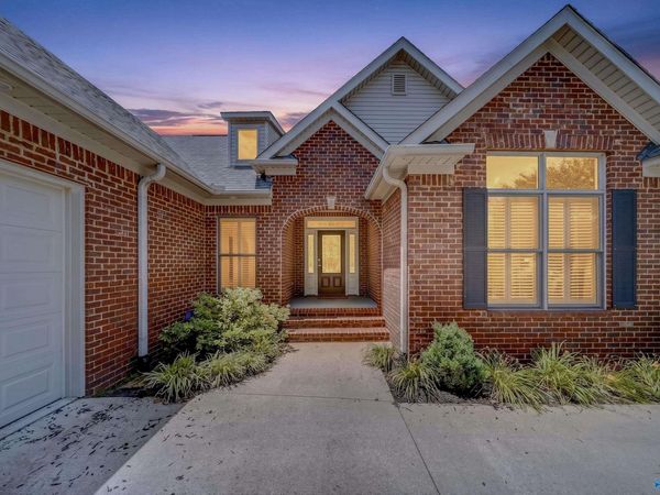 23192 Piney Creek Drive, Athens, AL 35613