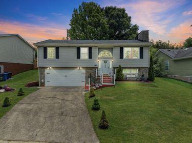 3852 Belleau Wood Drive, Lexington, KY 40517