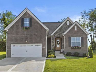 900 Shelburne Way, Nicholasville, KY 40356