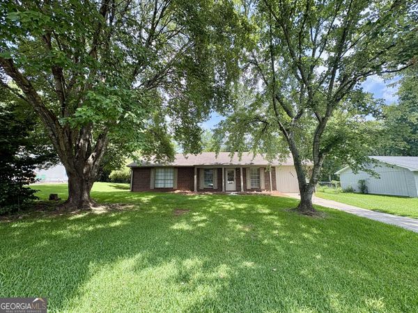 2892 Haddon Drive, Rex, GA 30273
