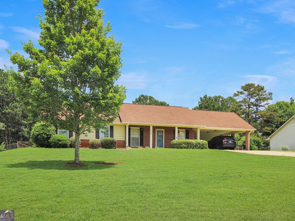 108 Meadownland Trail, Lagrange, GA 30240