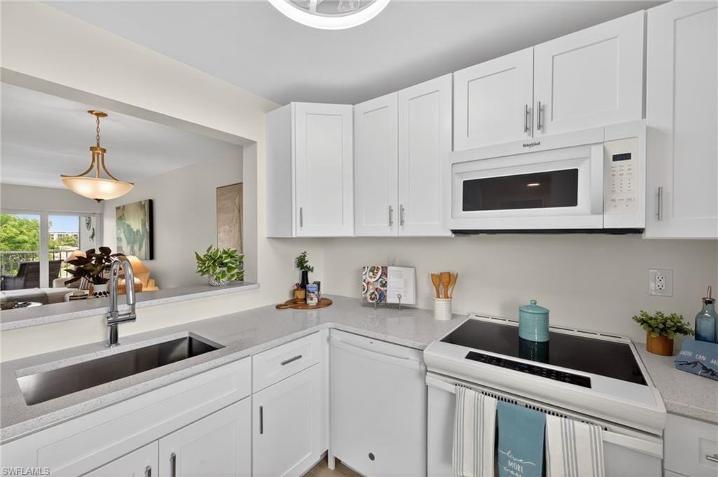 6220 Augusta Dr , Unit 415, Fort Myers, FL 33907 Photo