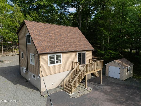 1024 Sundew Road , Lake Ariel, PA 18436