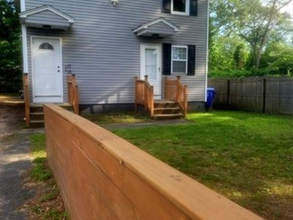 15-17 Otis Ct, Unit 17, Springfield, MA 01119