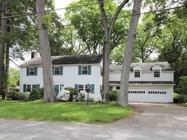19 Pine Needle, Wayland, MA 01778