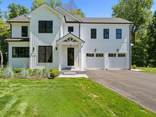 17 Upland, Natick, MA 01760
