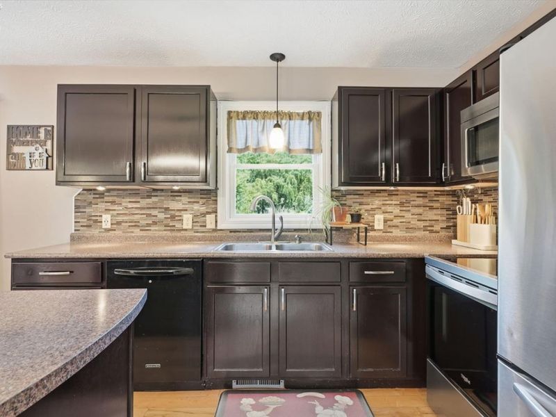 702 Heron Drive, Huron, OH 44839 Photo 10
