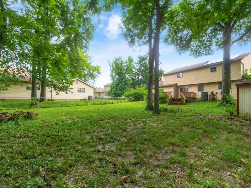 673 Groton Place , Columbus, OH 43213 Photo 41