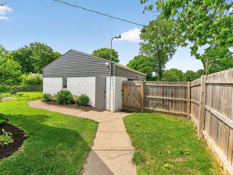 1286 Northridge Road , Columbus, OH 43224 Photo 12