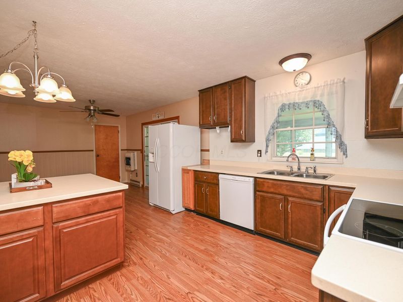 3000 Craven Drive , Marion, OH 43302 Photo 12