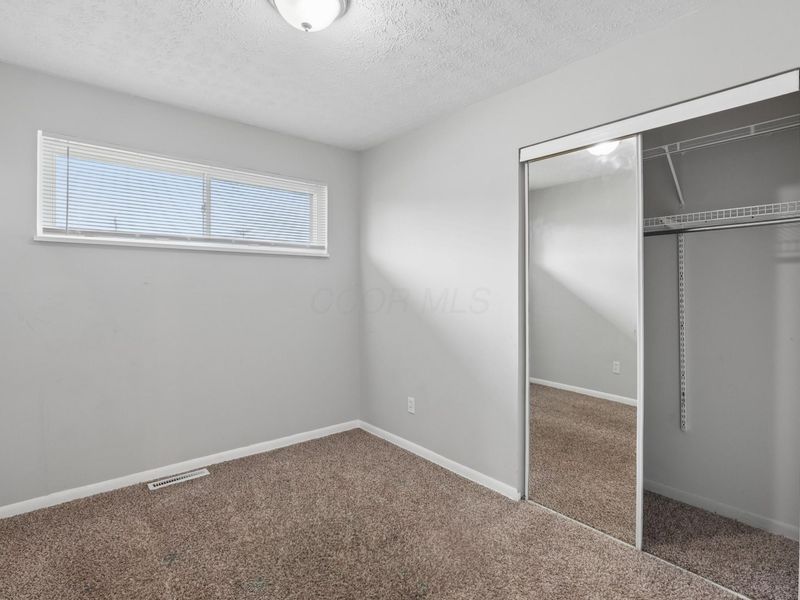 4155 Dixie Court , Columbus, OH 43228 Photo 13