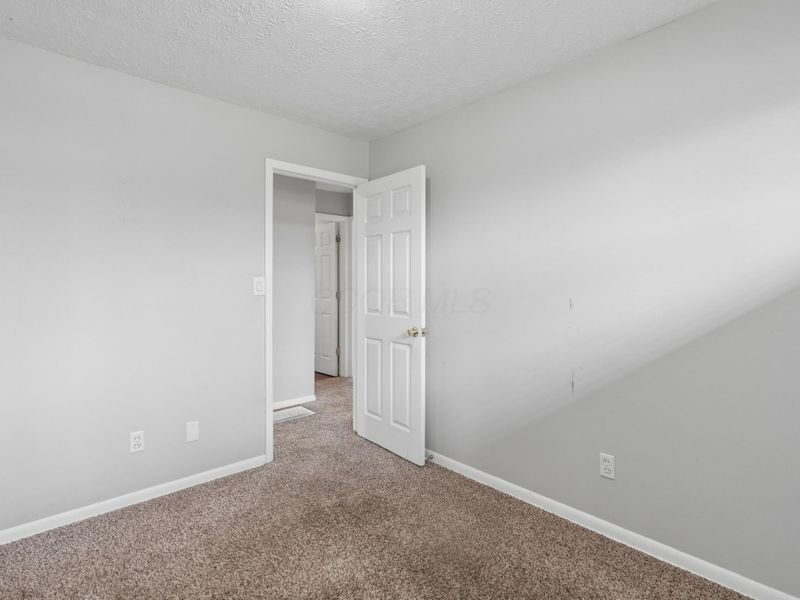 4155 Dixie Court , Columbus, OH 43228 Photo 14
