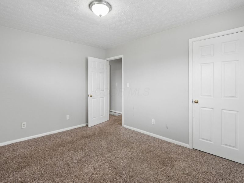 4155 Dixie Court , Columbus, OH 43228 Photo 16