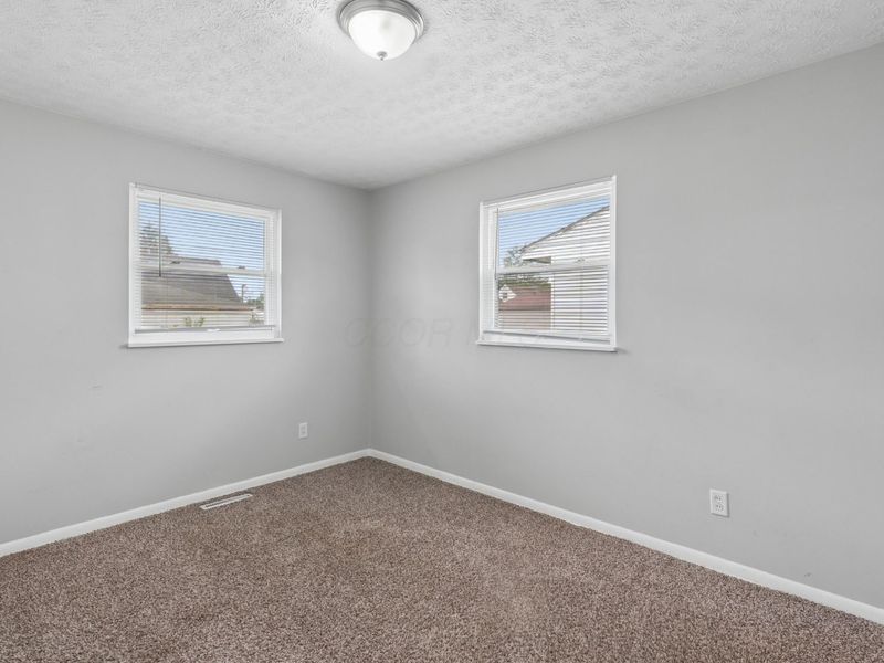 4155 Dixie Court , Columbus, OH 43228 Photo 17