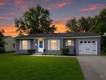 72 Martha Avenue, Centerville, OH 45458