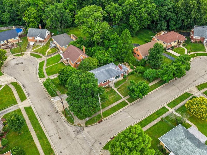 491 Lobob Court, Delhi Twp, OH 45205 Photo 4