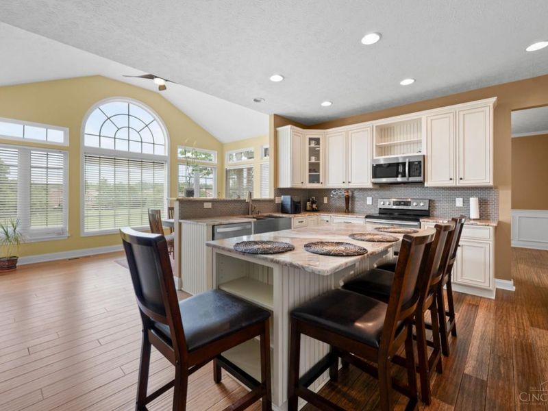 6276 Mill Creek Court, Fairfield Twp, OH 45011 Photo 7