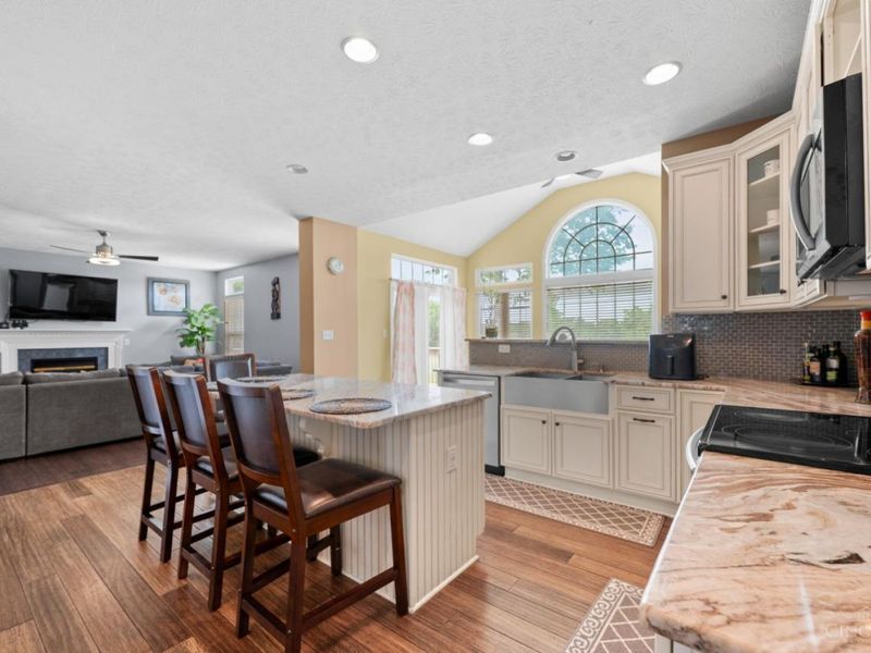 6276 Mill Creek Court, Fairfield Twp, OH 45011 Photo 9