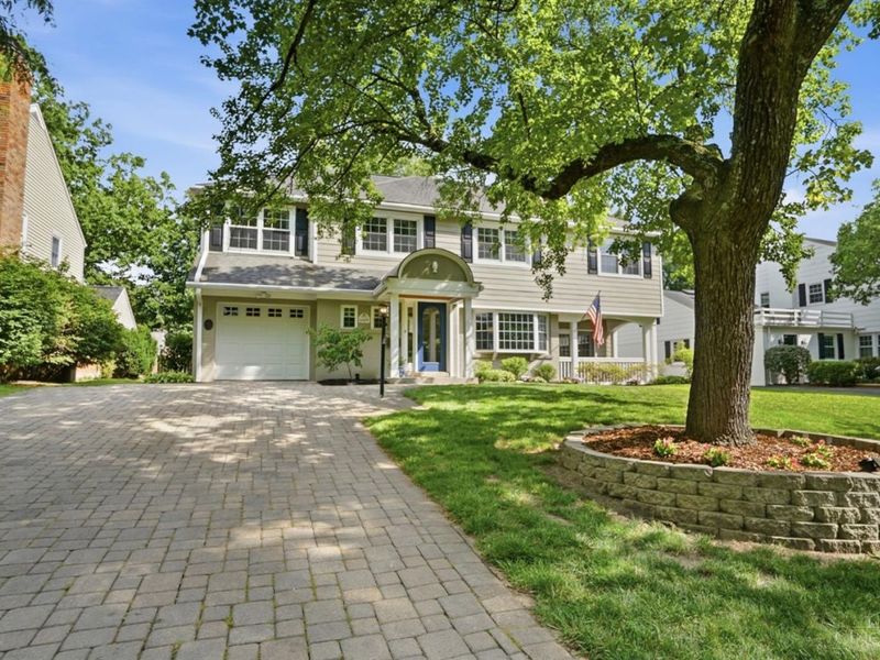 6509 Mariemont Avenue, Mariemont, OH 45227 Photo 2