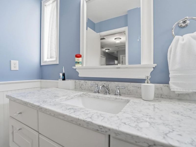 6509 Mariemont Avenue, Mariemont, OH 45227 Photo 52