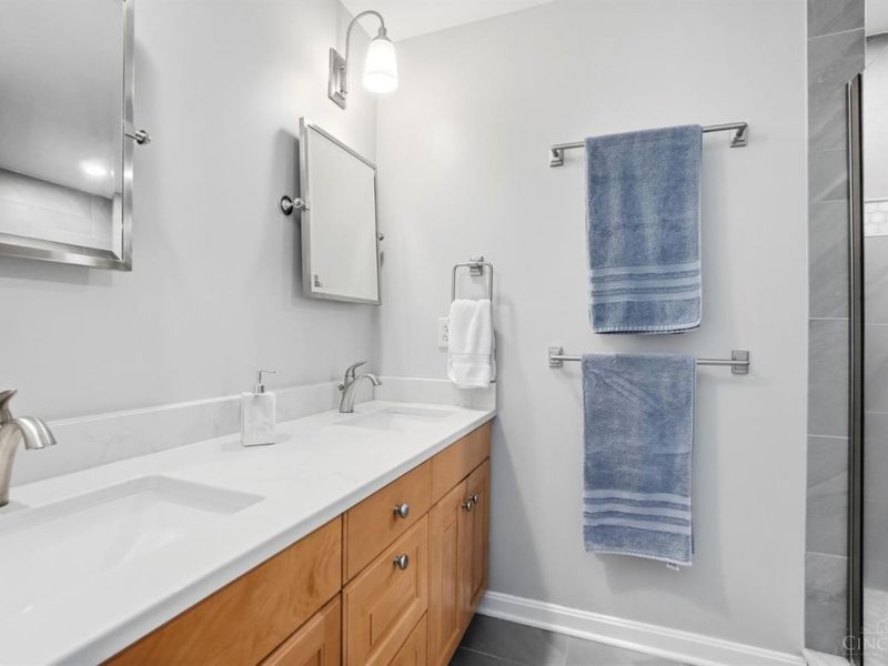 6509 Mariemont Avenue, Mariemont, OH 45227 Photo 59