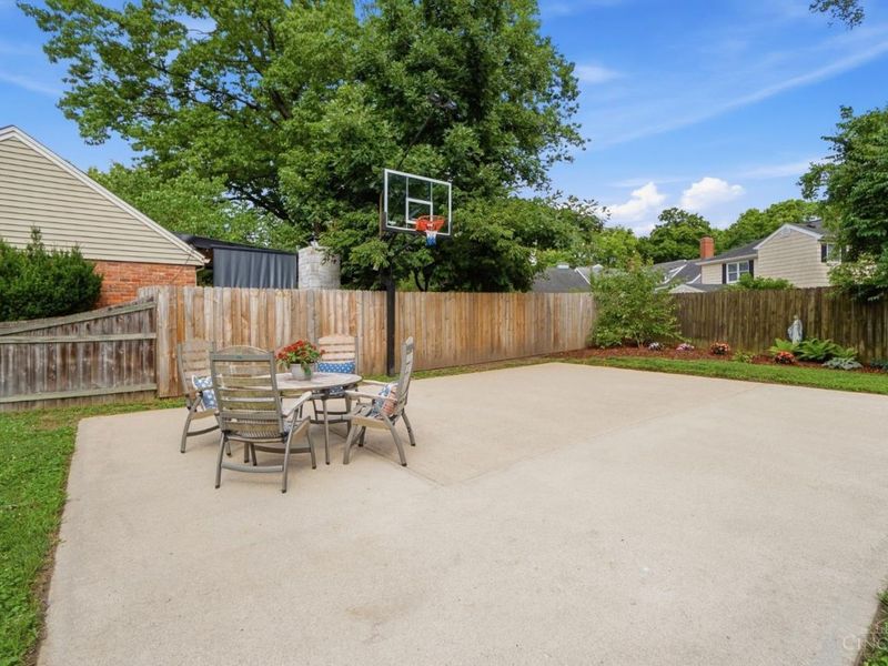6509 Mariemont Avenue, Mariemont, OH 45227 Photo 71