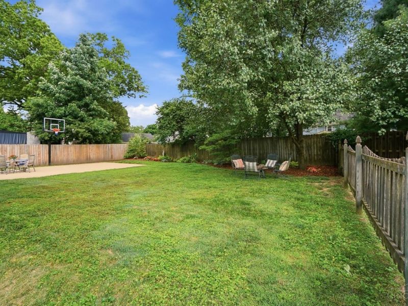 6509 Mariemont Avenue, Mariemont, OH 45227 Photo 72