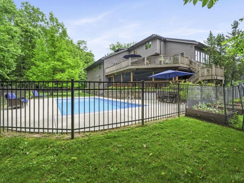 7395 Desert Springs Court, West Chester, OH 45069 Photo 3