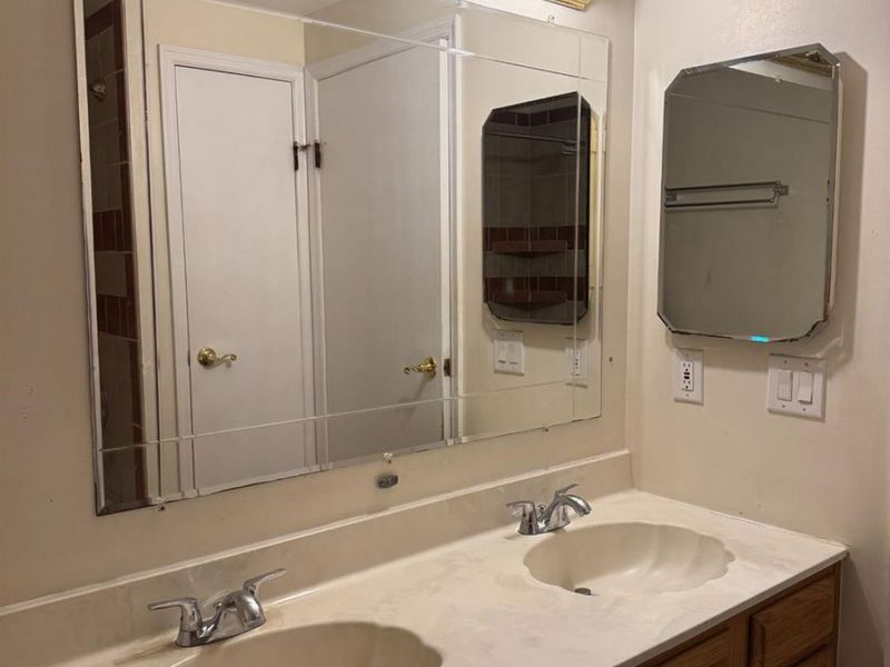 8434 Island Pines Place, Maineville, OH 45039 Photo 16