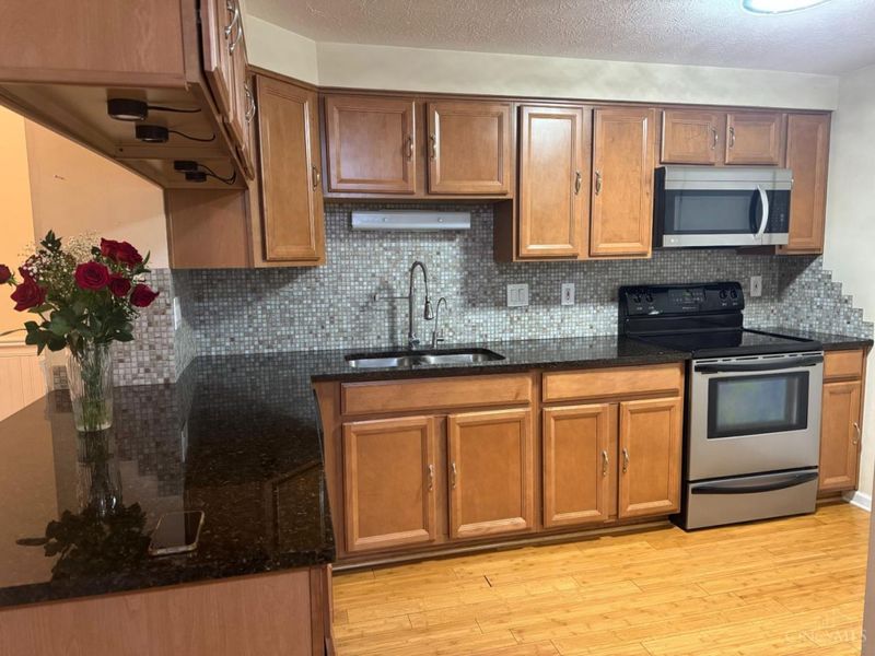 8434 Island Pines Place, Maineville, OH 45039 Photo 4