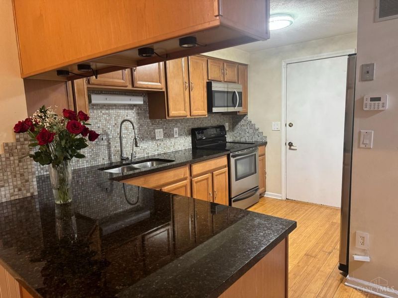 8434 Island Pines Place, Maineville, OH 45039 Photo 8