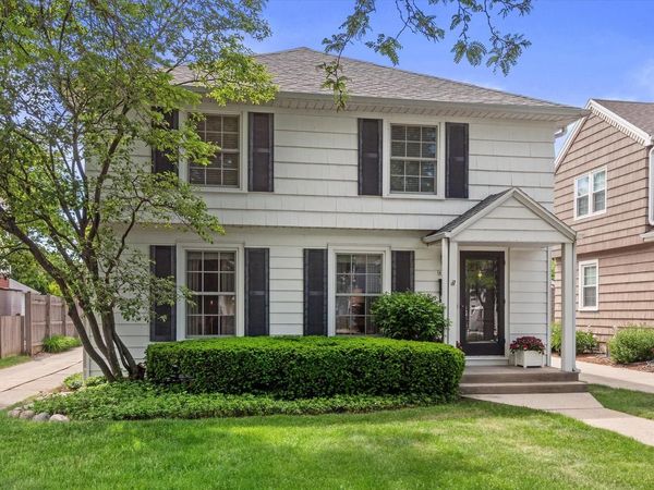 4919 N Diversey BOULEVARD, Whitefish Bay, WI 53217