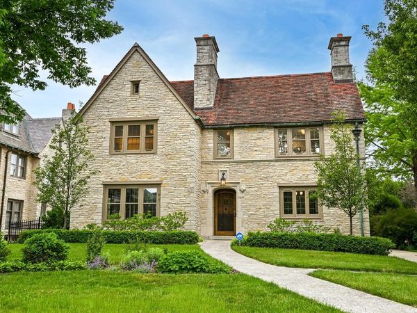 3445 N Lake DRIVE, Milwaukee, WI 53211