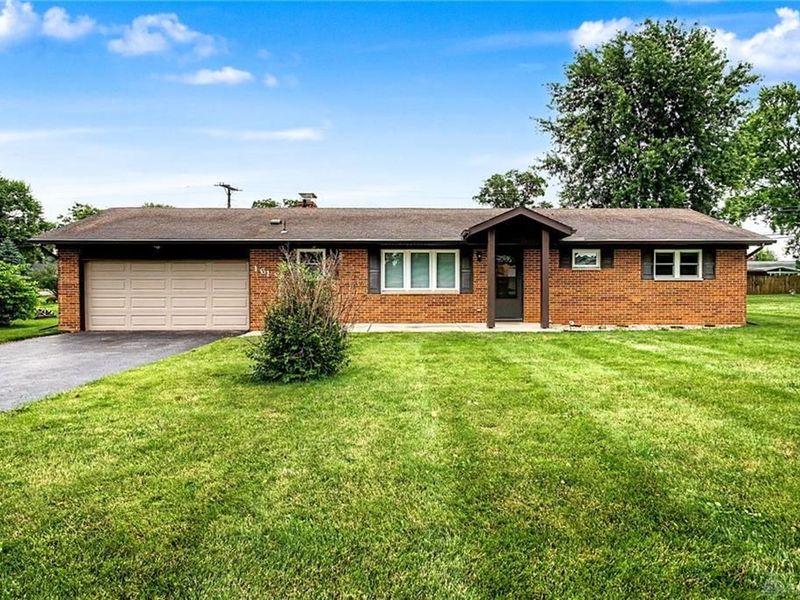 161 Hardacre Drive, Xenia, OH 45385 Photo 1
