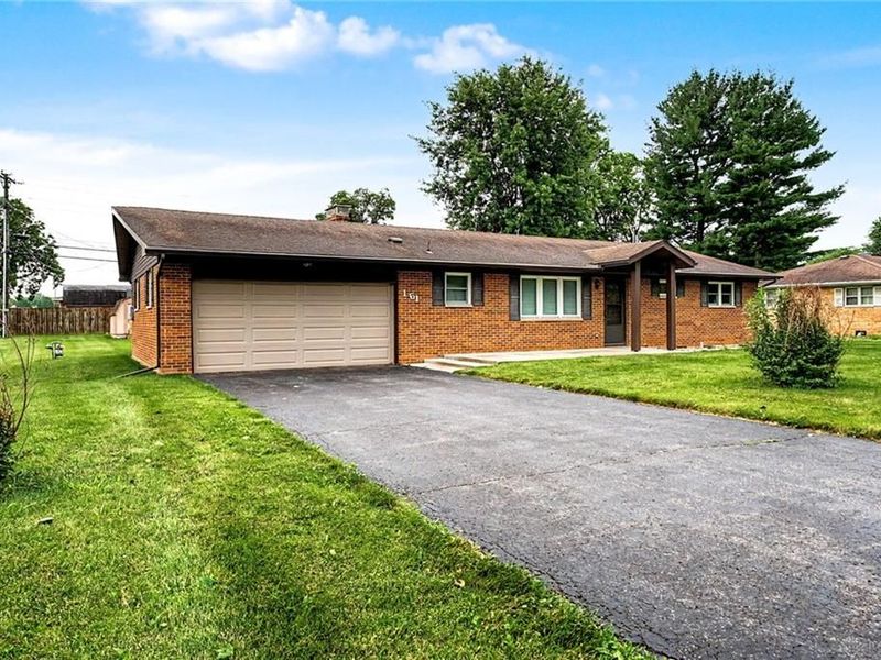 161 Hardacre Drive, Xenia, OH 45385 Photo 2