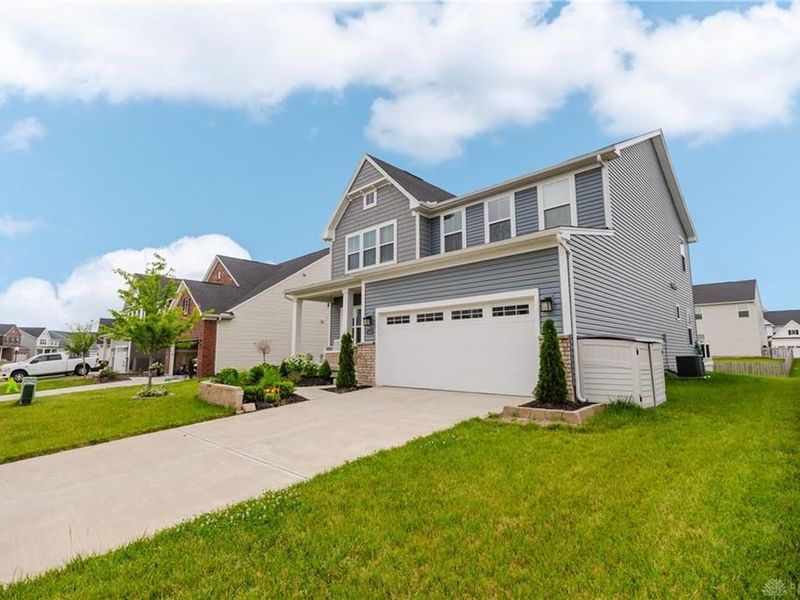 5049 Catalpa Drive, Tipp City, OH 45371 Photo 4