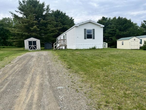 25 Lorna Lane , Glenburn, ME 04401