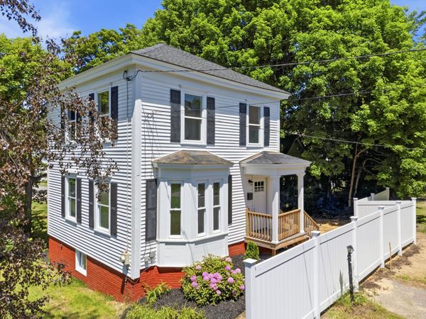 19 Booker Street , Lisbon, ME 04252