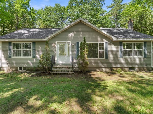 29 Watson Hill Road , Limerick, ME 04048