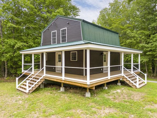 528 Sebago Road , Naples, ME 04055