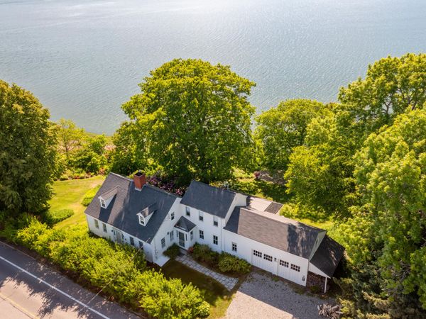 16 U.S. Route , Unit 1, Falmouth, ME 04105