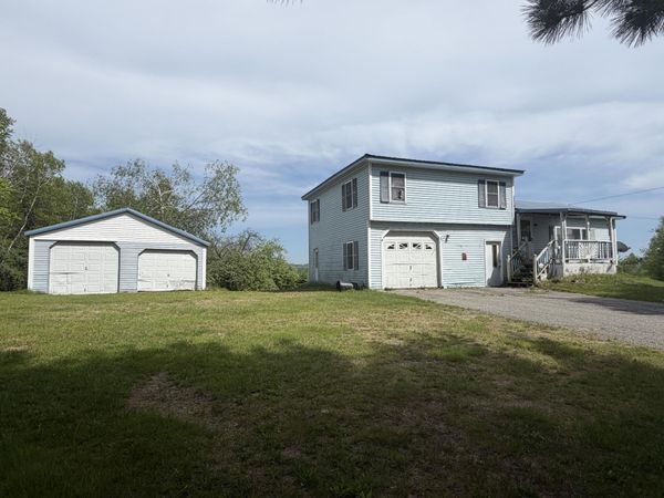 247 Pea Ridge Road , Chester, ME 04457