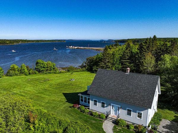 17 Water Street , Milbridge, ME 04658