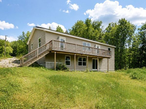 42 Hobbs Hill Lane, Harrison, ME 04040
