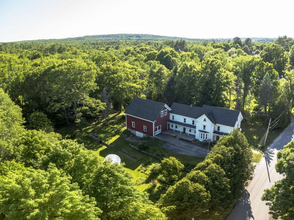 26 Mitchell Street , Mechanic Falls, ME 04256