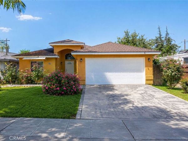 2380 S Holly Ave, Fresno, CA 93706