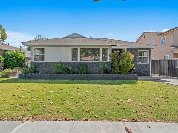 4648 Adenmoor Avenue , Lakewood, CA 90713