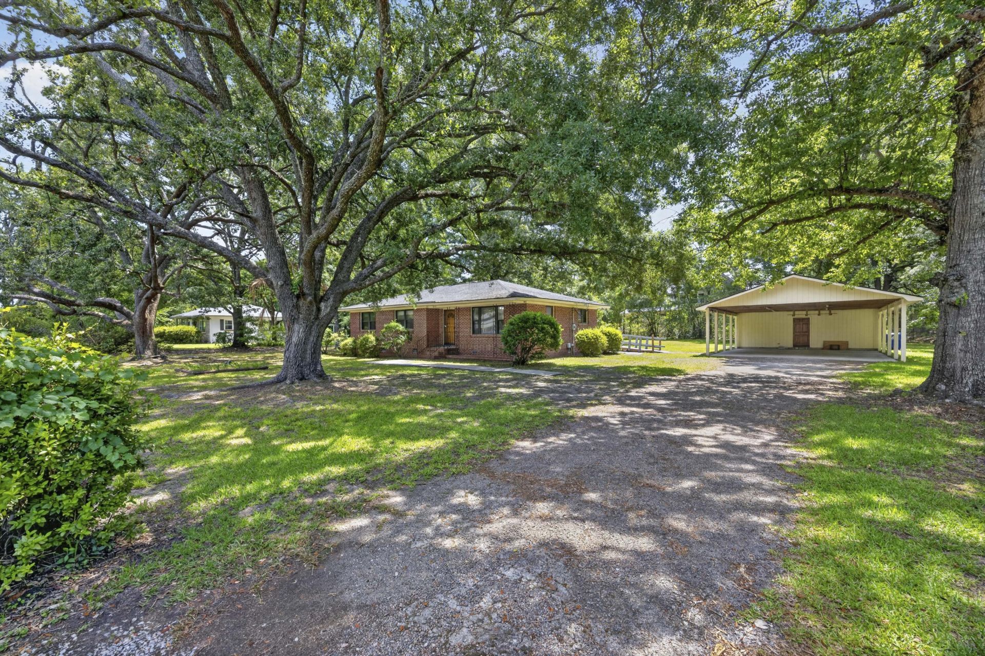 1951 Fruitwood Avenue Photo 2